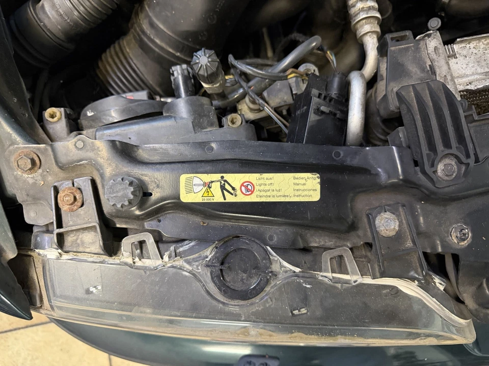 E39 Ein Satz Xenon Scheinwerfern Orginal BMW E39 5er - Bild 4 von 4