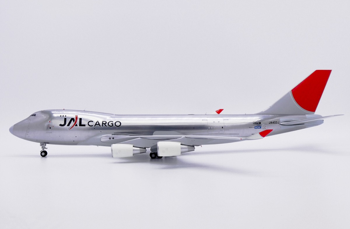 JAL B747-400 1/200【JC WING】 JC Wings 1:200 JAL Japan Airlines Cargo Boeing B747-400F “Flaps Up