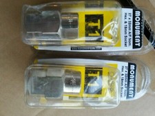 zwei (2) XMonument Grip+&reg; T1 27mm x 32mm Sechskantverschraubung und 1 Heizk&ouml;rperventilande