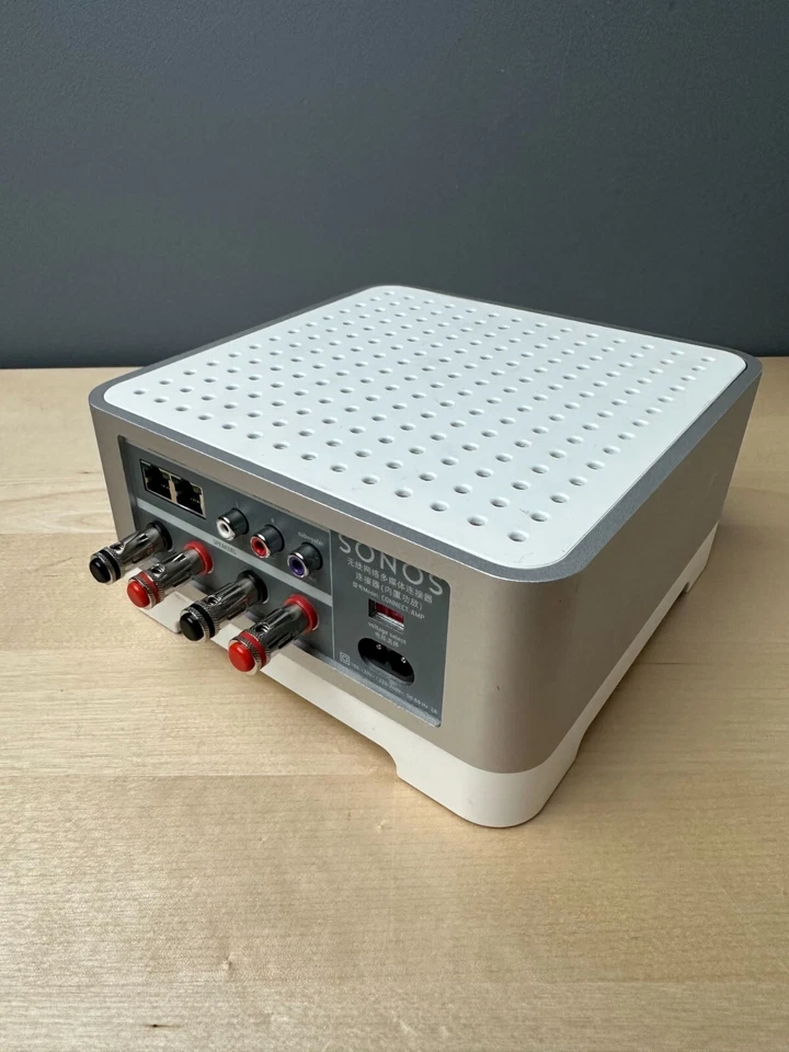 Amplificador blanco SONOS Connect AMP Gen 1 (funciona con la aplicación S1) Foto 3 de 4
