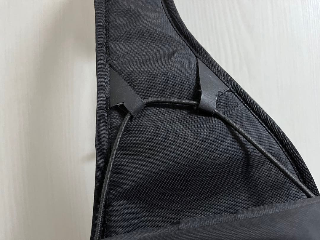 Arc'teryx Quiver Sling Bag Black Durable Nylon Outdoor Shoulder