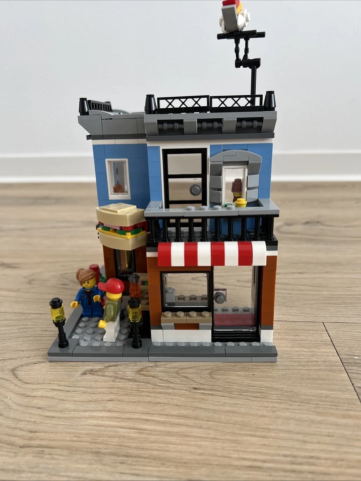 LEGO Creator 31050 Corner Deli, Foto 4 von 5