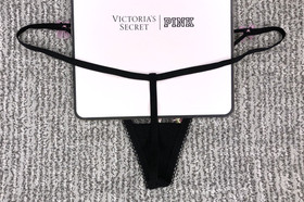 Victoria's Secret Dream Angels NWT Small Black Wisteria Embroider V String Panty