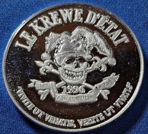 A Le Krewe D'Etat 2011 Mardi Gras 1 oz .999 Fine Silver - Zoo D'Etat Round