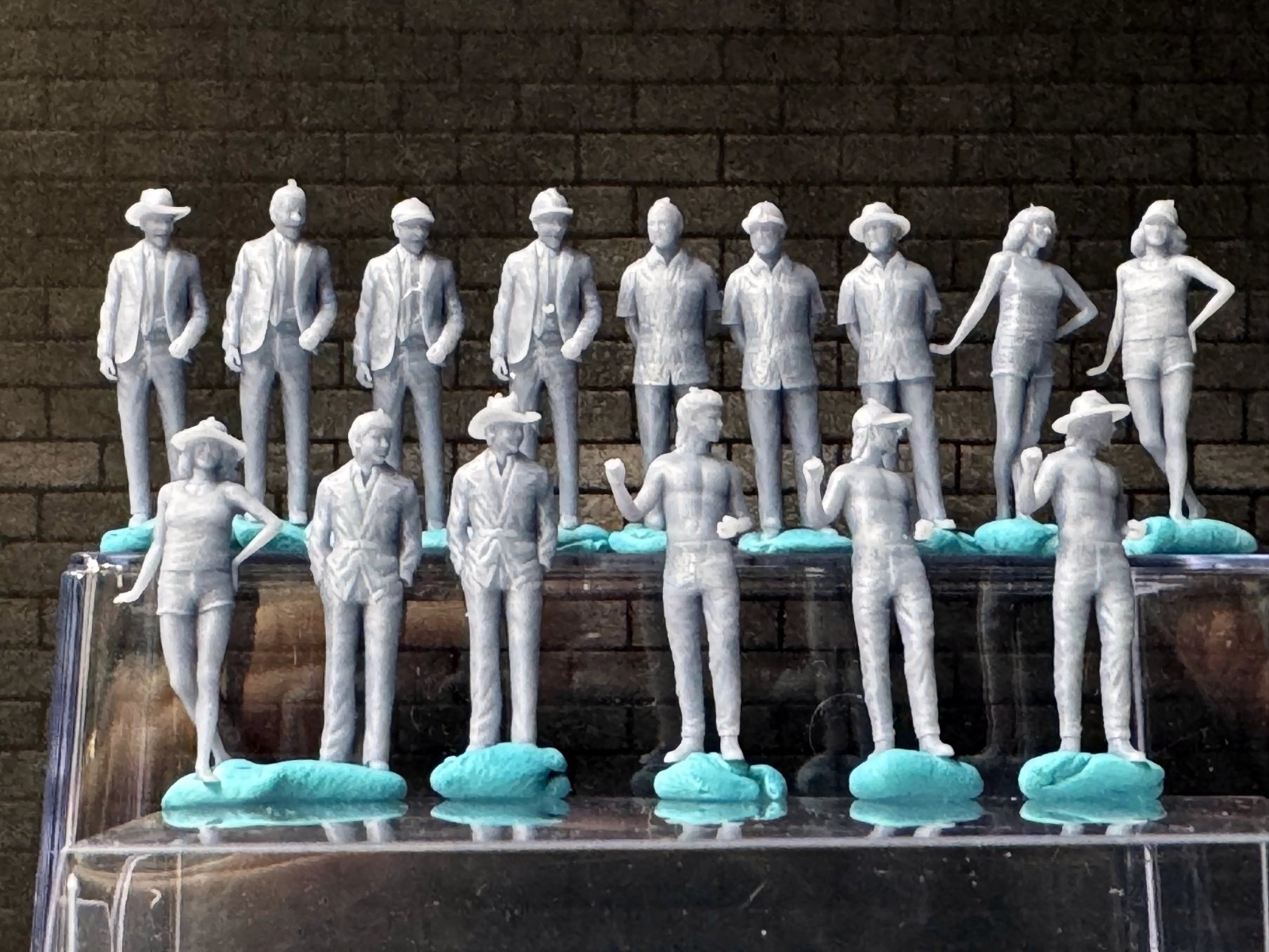 1:64 Figures  - For Dioramas Miniature Figures 164 Fig Lot 685 Doublegdiecast