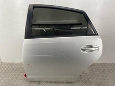 Porte arrière et accessoires Toyota PRIUS