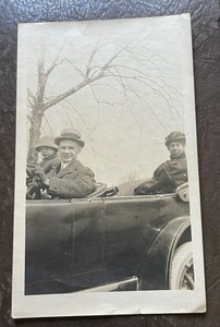 Rare 1910s Photo Antique Touring Car Roadster Automobile Fashion Fur Muff Fedora