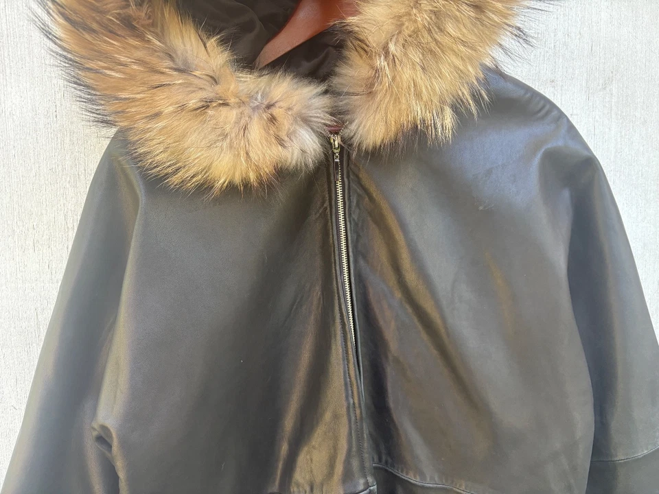 LNR La Novelle Renaissance Leather Coat Womens M Hooded Finland Raccoon Full Zip - Image 3 of 4