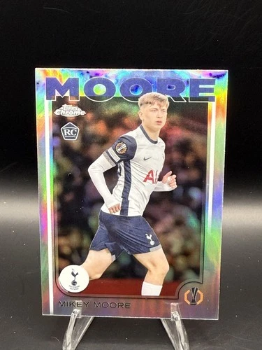 2024-25 Topps Chrome UEFA Club Competitions #199 Mikey Moore Refractor
