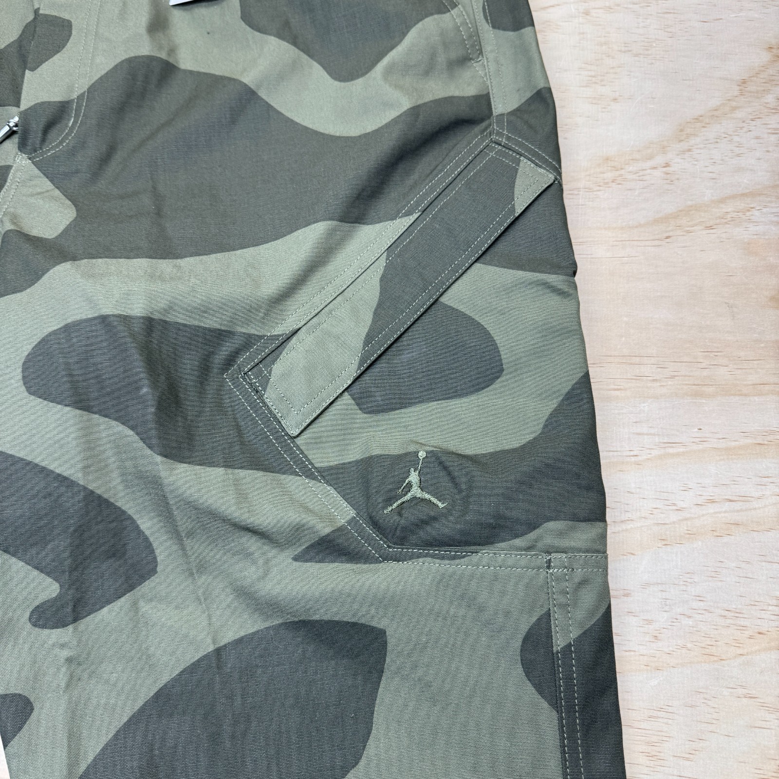 NEW Air Jordan Essentials Chicago Cargo Pants Medium Olive Sz 2XL FZ2060 222 thumbnail 4