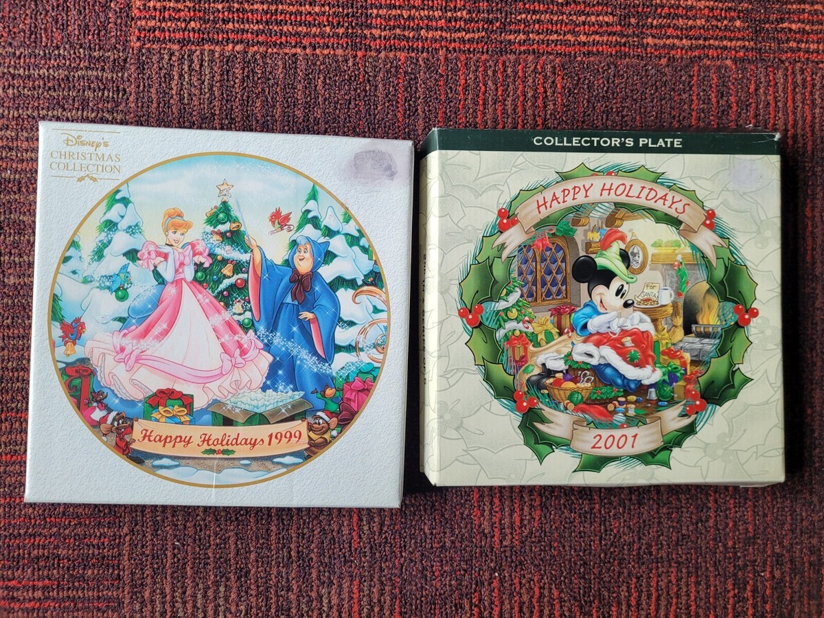 Disney 1999 Christmas Collection プレート Disney Through The Years 2001 And 1999 Christmas Collection