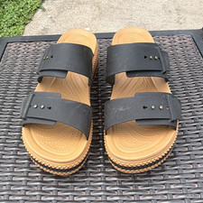 Crocs LiteRide Women s Slide Sandals Black/Ta...