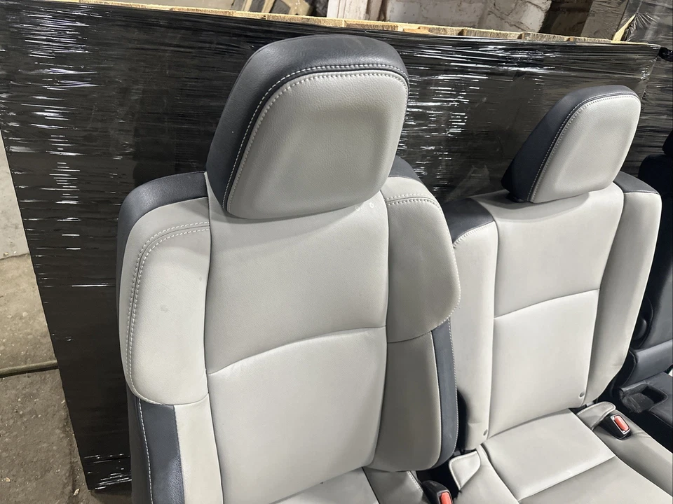 Toyota RAV4 2015 juego interior completo de tela gris fabricante original Foto 4 de 4