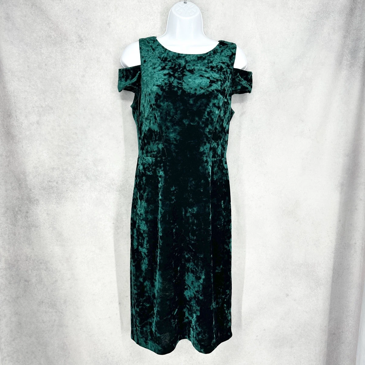 green emerald velvet dress Saloni London