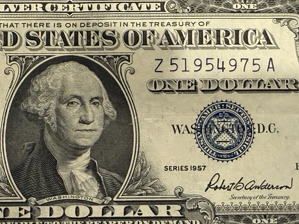 (30) Certificados de prata de US$ 1 dólar não classificados. (2) 1935 e (28) 1957. Não classificado. - Imagem 4 de 4