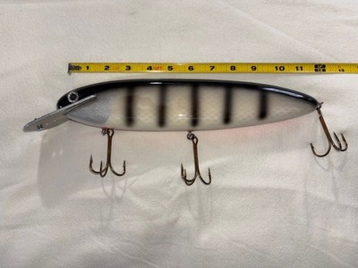 12'' MATTLOCK by Supernatural Big Baits. - Polor Penguin - Musky Muskie