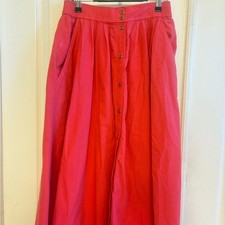 Vintage Quality A-Line Skirt with Button Down Details in Raspberry Red