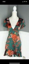 NWT Pretty Little Thing Sexy Green Floral Lace Up Back Midi Dress 6 NEW