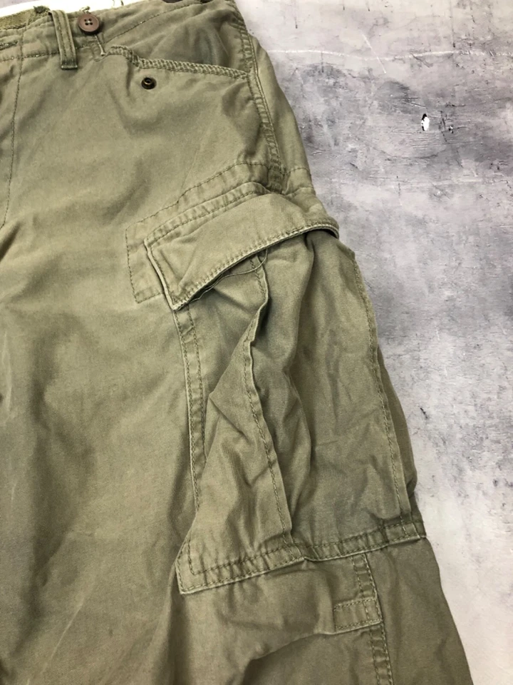 pantalón cargo excedente militar Foto 4 de 4