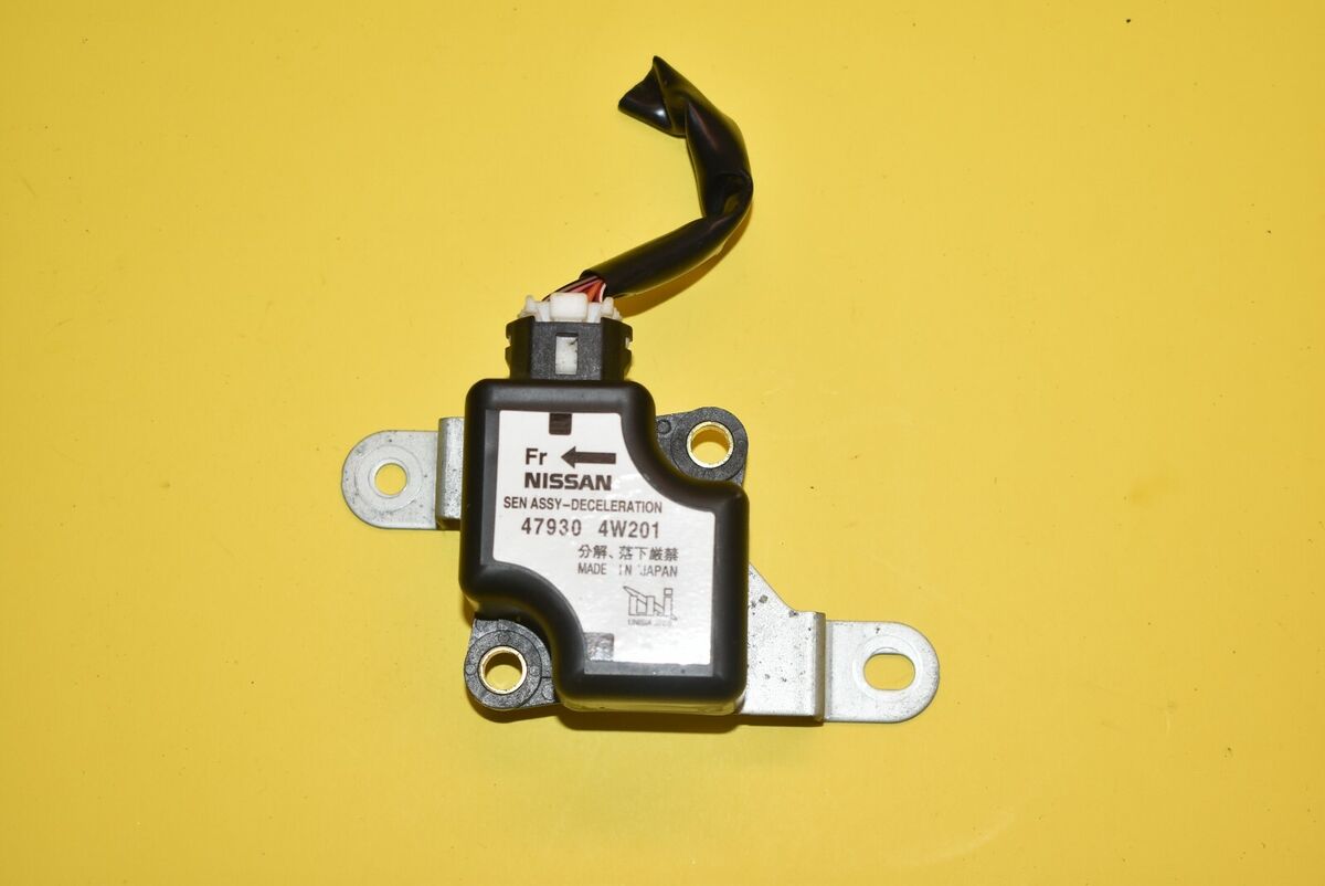 01 02 03 Nissan Pathfinder Deceleration G Sensor Anti Lock 01 02 03 Nissan Pathfinder Deceleration G Sensor Anti Lock