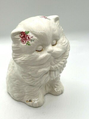 Persian Cat Roses Golden Details White Porcelain Figurine Vintage Signed 1982