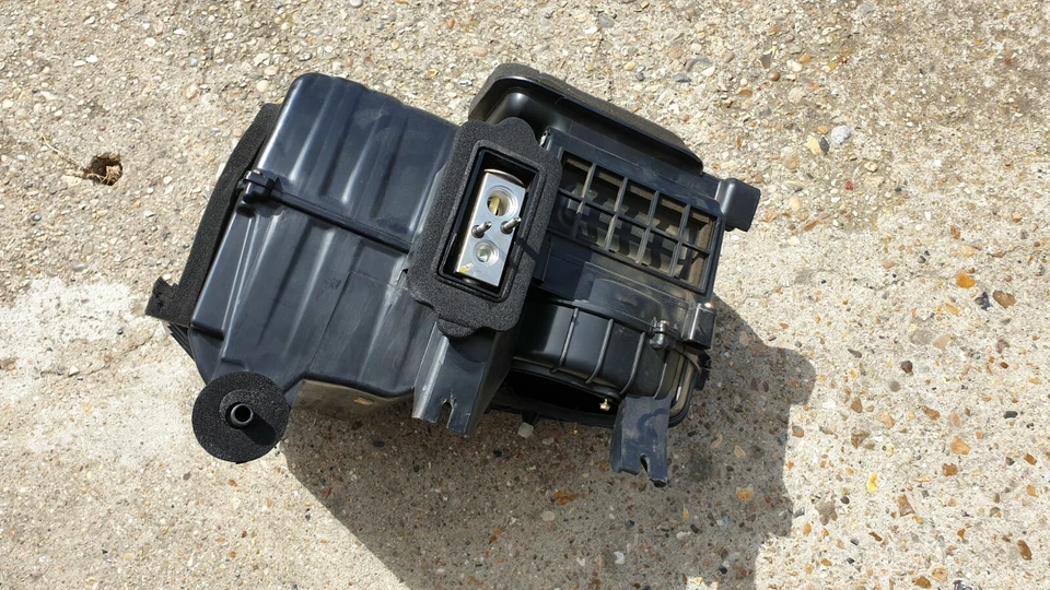 Ssangyong Rexton RX270 01-06 Calentador Soplador Caja Carcasa ref N4 Foto 2 de 4