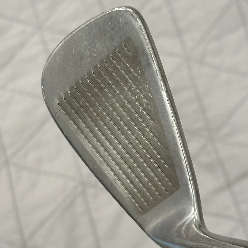 Tommy Armour 845s Titanium 6 Iron Regular Flex Graphite 38" RH - Image 3 of 4