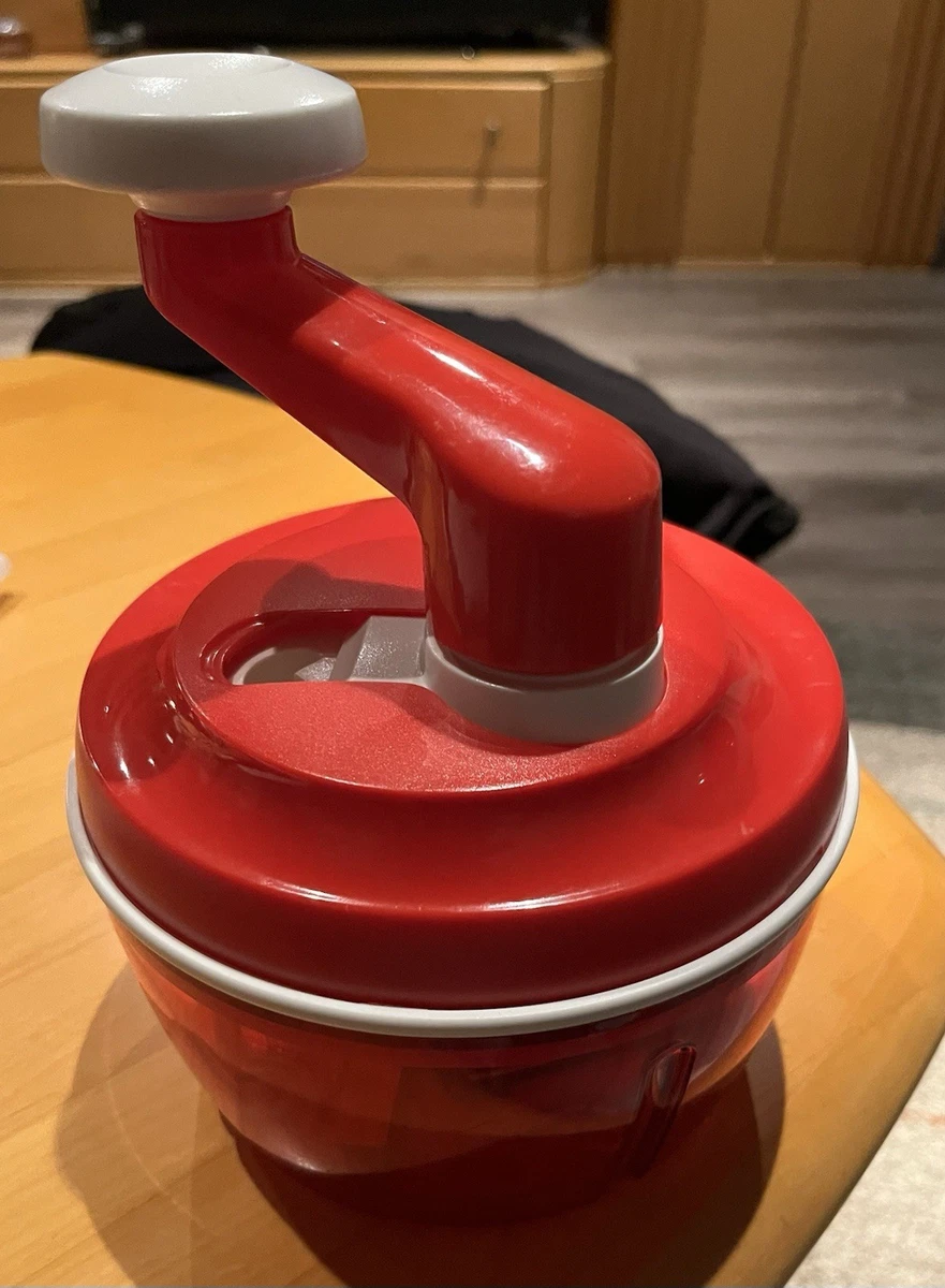 Tupperware Quick Chef Pro System – Frusta E Lama Inclusi, Base Antiscivolo, Misure Graduate, Senza BPA, Lavabile In Lavastoviglie, Colore Rosso