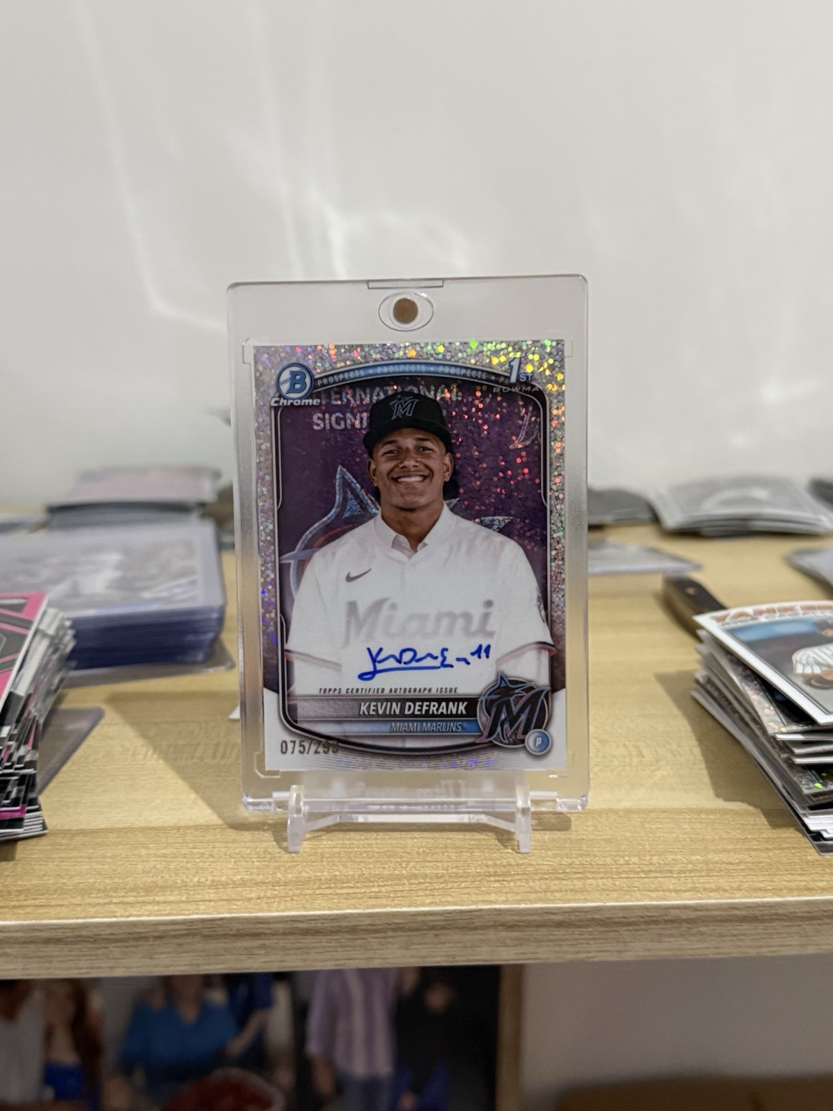 2025 Bowman Chrome Speckle Refractor Kevin Defrank 1st ROOKIE AUTO 75/299