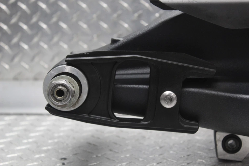 Triumph Daytona 675 2007 basculante Foto 2 de 4