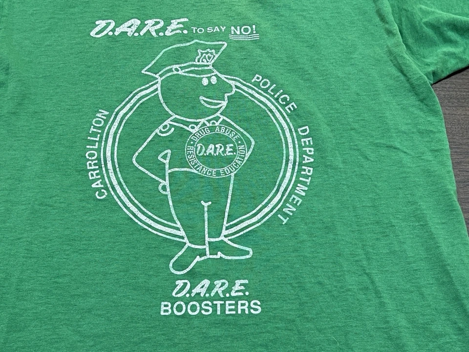 VTG 80's D.A.R.E. Men's Green T-Shirt - Carrollton Hawks, Illinois - Medium DARE - Image 2 of 4
