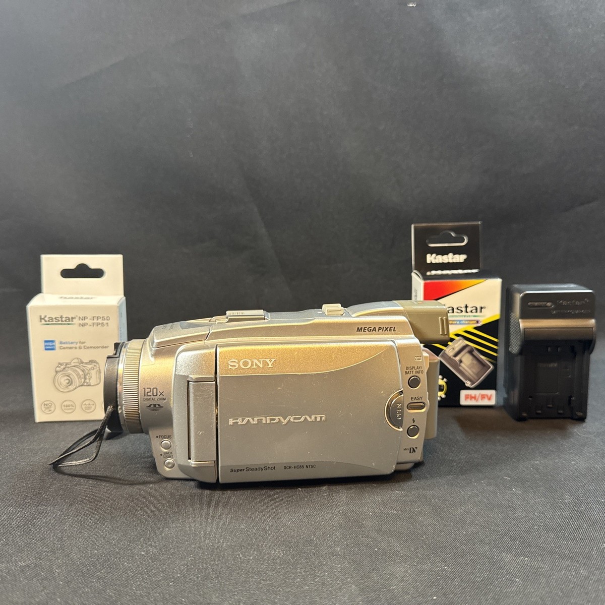 ランチバスケット「SONY Handycam ノベルティ」 Sony Handycam DCR-HC85 NTSC Digital Cam W/NEW BATT/CHARGER TESTED