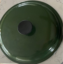Le Creuset 26cm Cast Iron Round Casserol Lid   Green