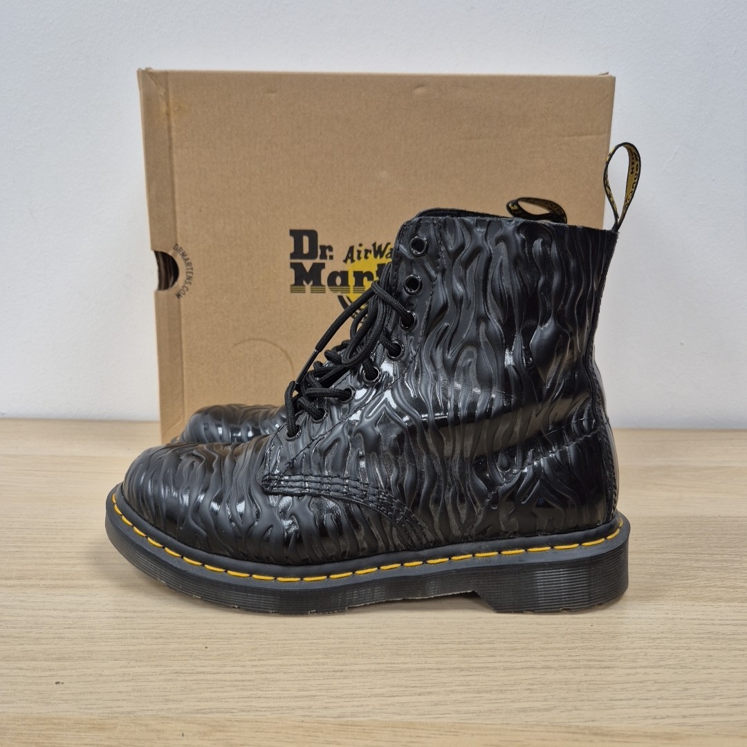 Dr Martens 1460 Pascal Zebra Embossed Ankle Rare Boots Size Uk