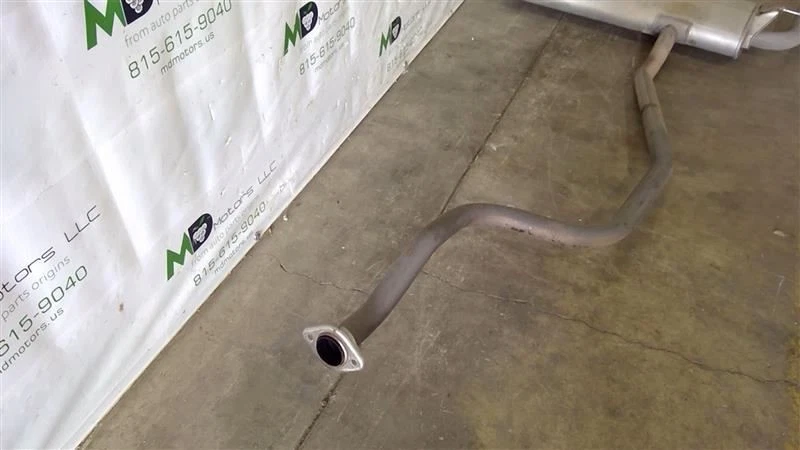 Silenciador resonador escape Nissan Sentra 2020-2024 con tubo 201006LB2A Foto 4 de 4