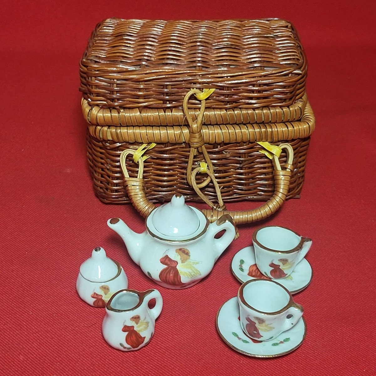 ミュージシャン the GazettE 19TH ANNIVERSARY TEA SET ミュージシャン the GazettE 19TH ANNIVERSARY TEA SET THE