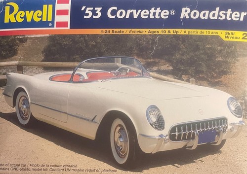 Revell 53 Korvette Roadster Maßstab 1:24 (Krümmer) keine Box - Bild 3 von 3
