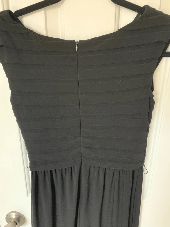 Mameluco trasero Adrianne Papell talla 4 pierna ancha Foto 4 de 4