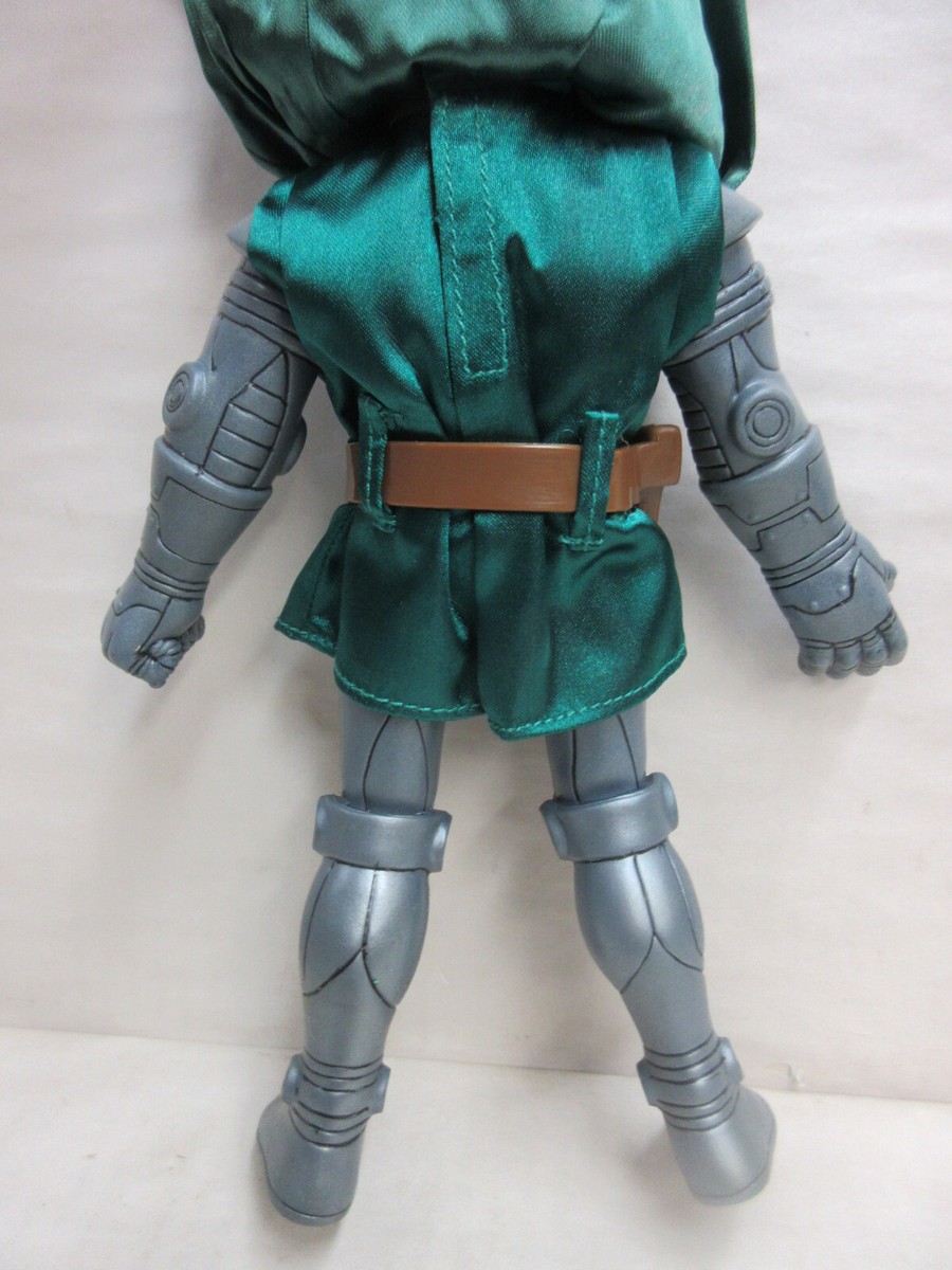 ToyBiz Marvel Famous Covers Series Doctor Doom Action Figure in