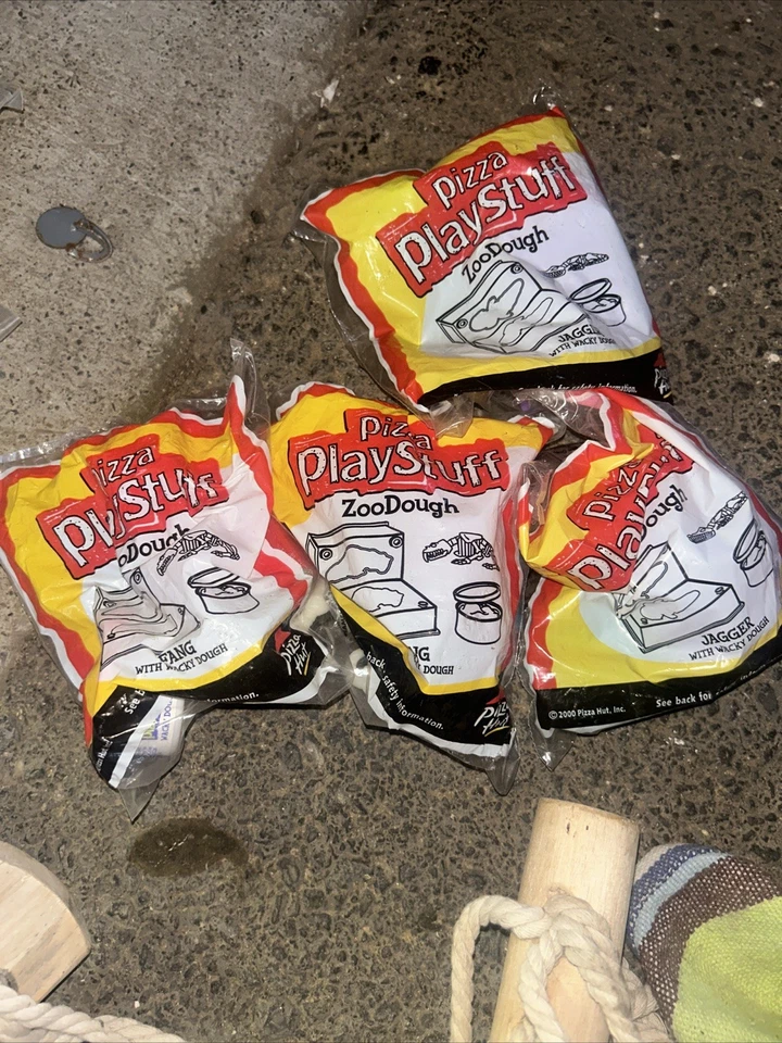 Lote de 40 juguetes de cadena rápidos de colección aleatorios - todos sellados - Burger King, etc. Foto 3 de 4