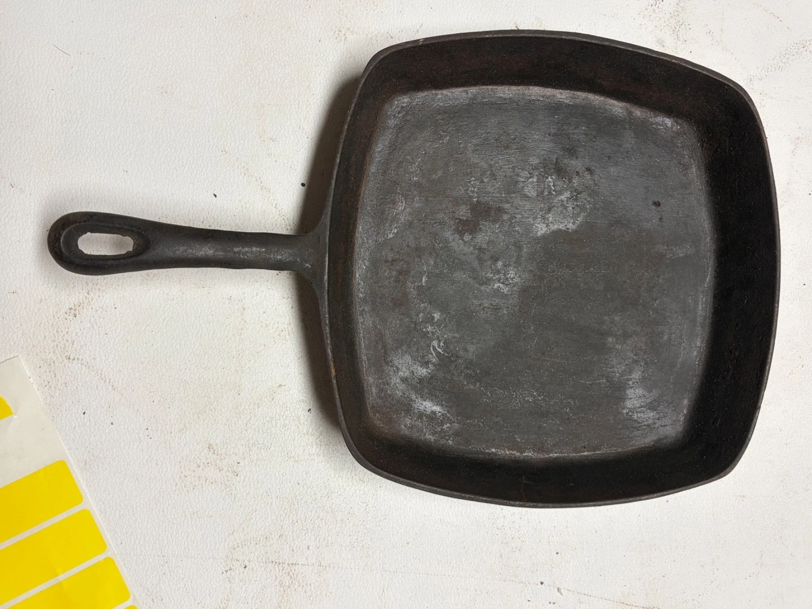 Wagner Ware? Unmarked Cast Iron Skillet Lot G