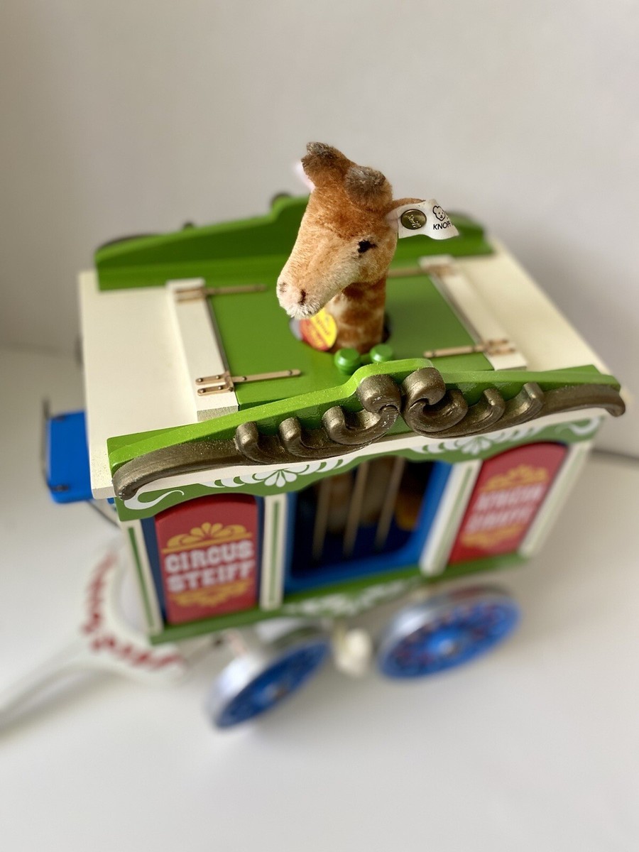 Steiff Golden Age Of The Circus Giraffe & Circus Wagon 4167/5000