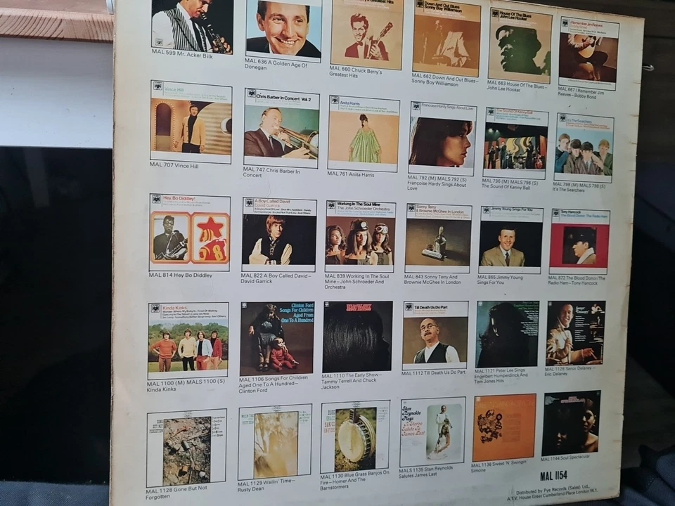 Various: Showcase - A Marble Arch Sampler (LP), UK - Bild 2 von 4