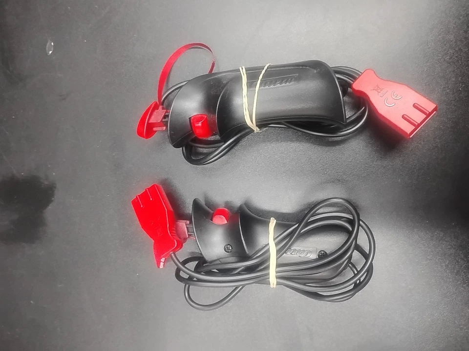 Sistema de carreras de autos tragamonedas Disney Cars Lightning McQueen vs Jackson Storm SIN AUTOS Foto 4 de 4