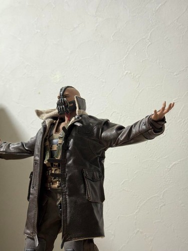 The Dark Knight Rise Hot Toys Bane Batman 1/6 scale Actionfigur #2307 - Bild 7 von 7