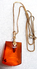 VINTAGE STERLING SILVER GENUINE BALTIC AMBER PENDANT NECKLACE ~ SIGNED: AMO