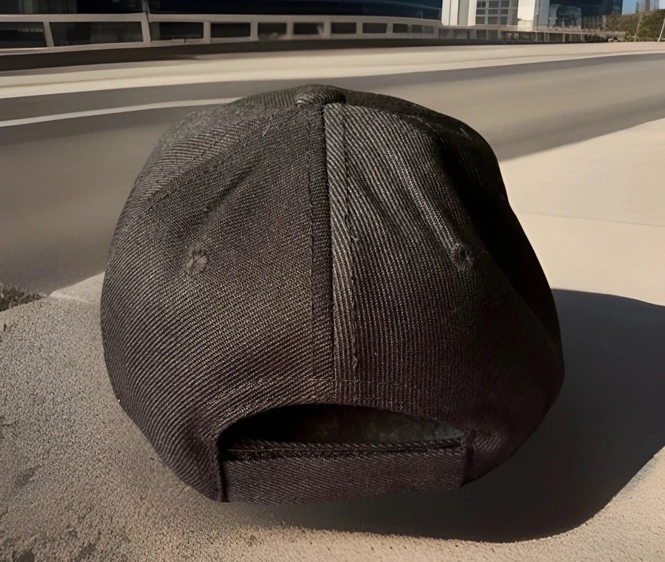 Nuevo Sombrero Lucky 13 Logo Bordado Gorra Negra Número Adulto Foto 2 de 2