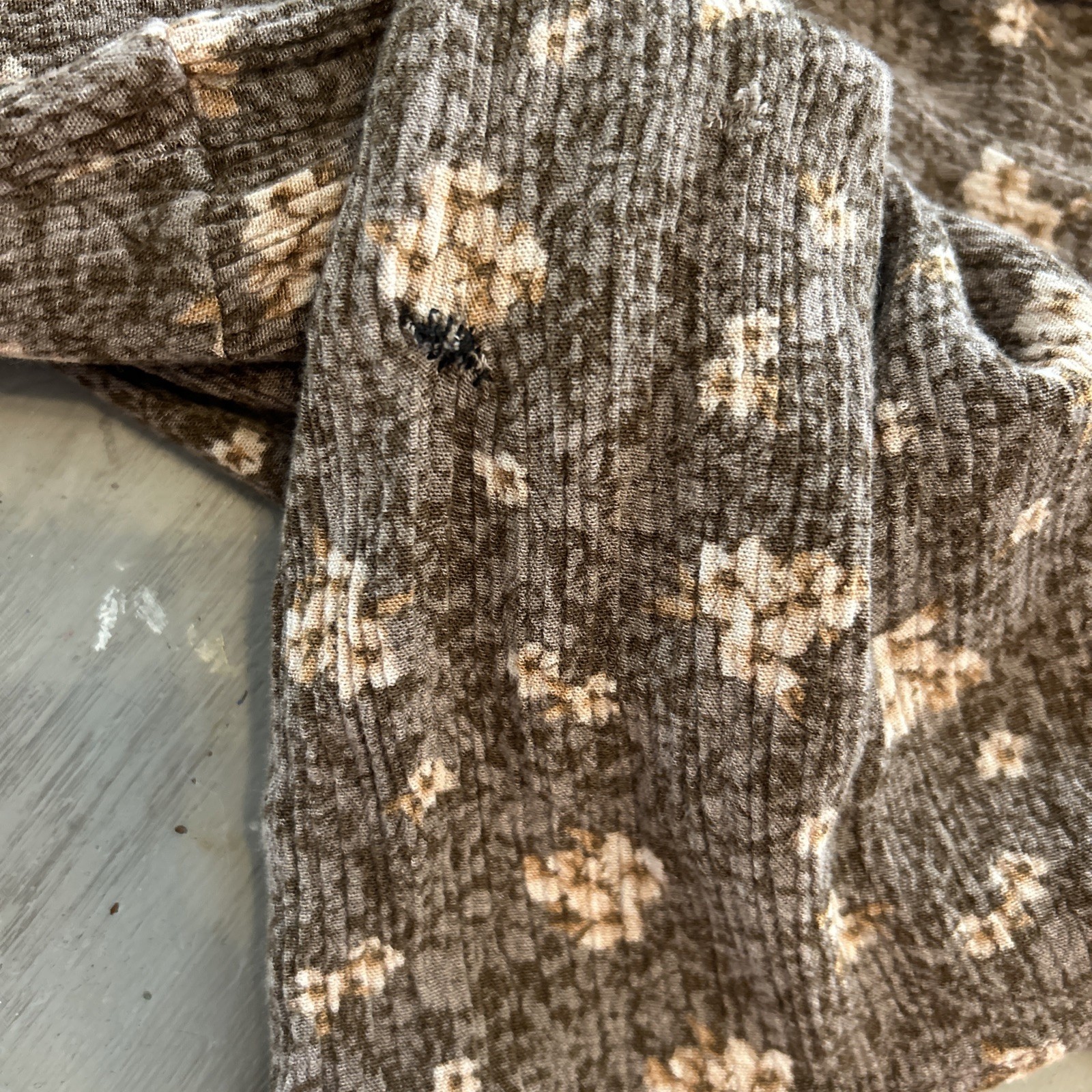 Neuflora Tan Cream Floral Dress Smocking Prairie Cottage Core Sz M Milk Maid