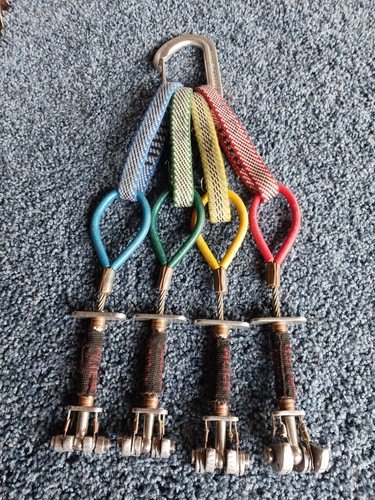 CCH Alien Rock Climbing Cams (Sizes 3/8 1/2 3/4 and 1)