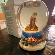 Santa Claus Glass Snow Globe Music Box Tealight Holder, Winter Snowman & Sleigh